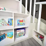 Little Bnb Under The Sea